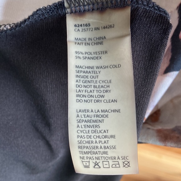 Dex Floral & Black Top - Picture 4 of 5